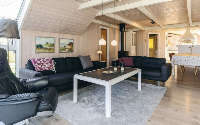 8 Person Holiday Home in Spottrup-by Traum
