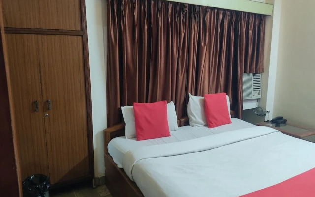 Holiday Inn Guest House