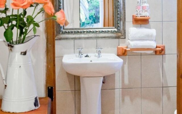 Thylitshia Villa Country Guest House