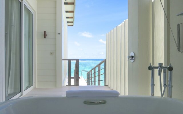 Holiday Inn Resort Kandooma Maldives, an IHG Hotel