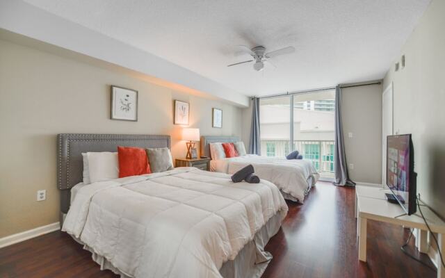 Amazing 2Br Condo in Brickell W Pool