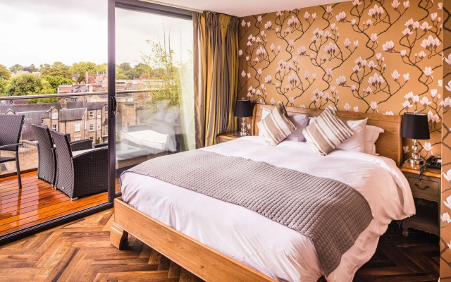 The Varsity Hotel & Spa