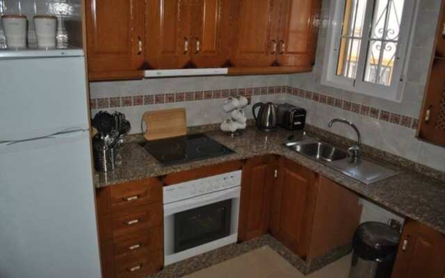 Playa Golf R6 Grd Flr Apartment And Comm Pool P247