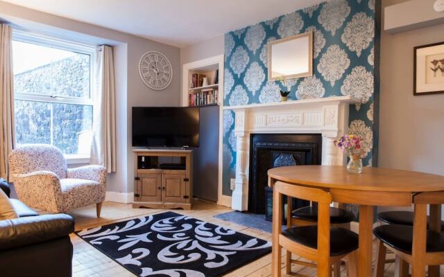1 Bedroom Flat In Edinburgh