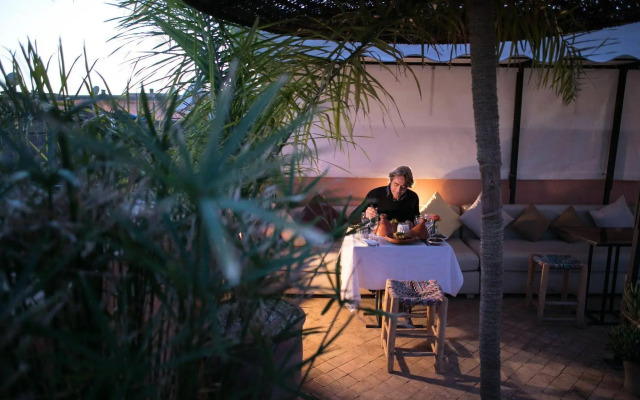Riad Dar More