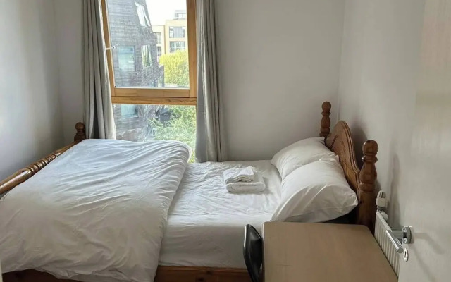 Shorditch Apartment Sleeps 6