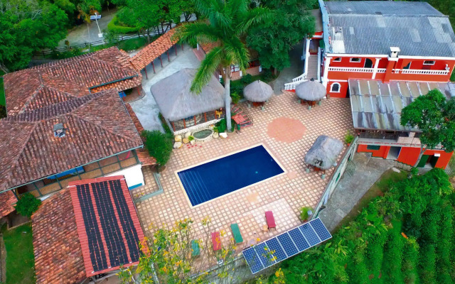 El Eden Country