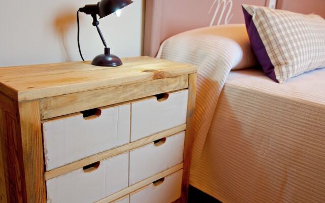 Comfortable Holiday Home in Catalonia with Swimming Pool