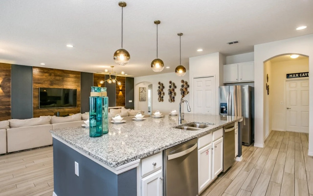 Broadoak Drive villa Solterra 5