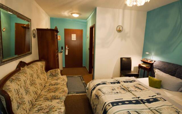 Hotel Attache Frankfurt Airport Raunheim