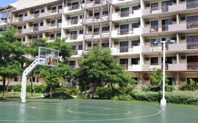 Condo at Arista Place