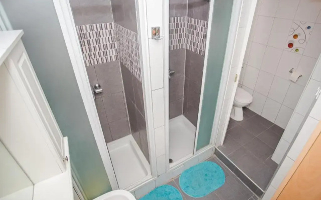 Frat House Hostel