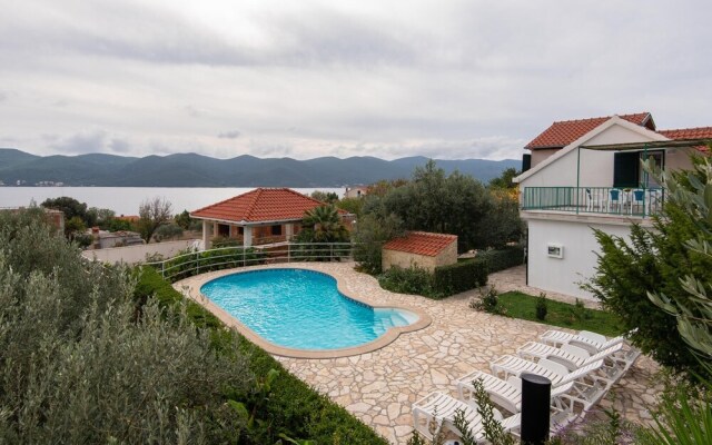 Holiday Home Clarita