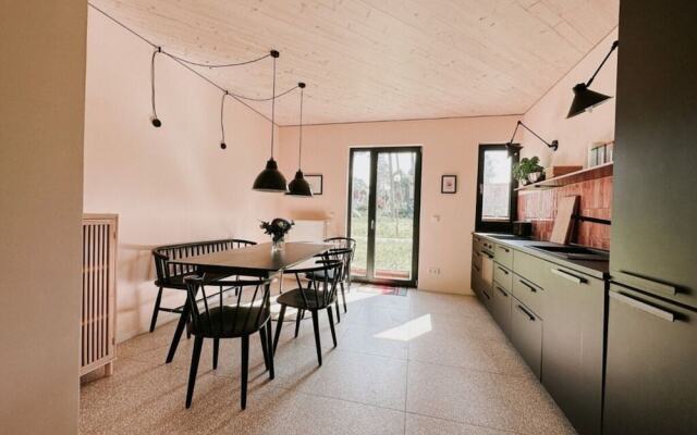 Super Nice Holiday Home by the Lake