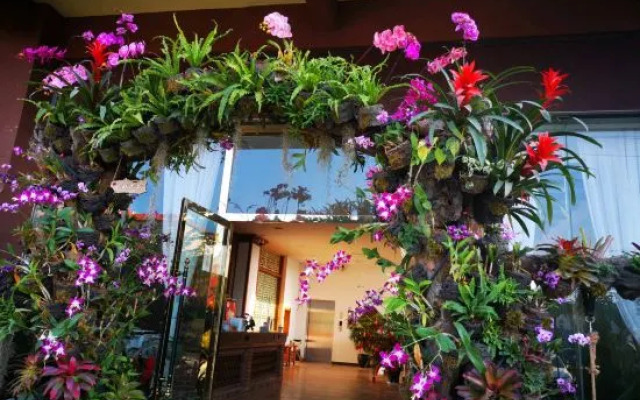 Xishuangbanna Rainforest Flower Valley Hotel (Gasa International Airport)