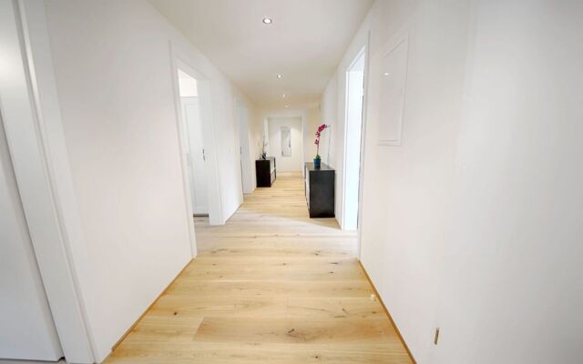 Hitrental City Apartments