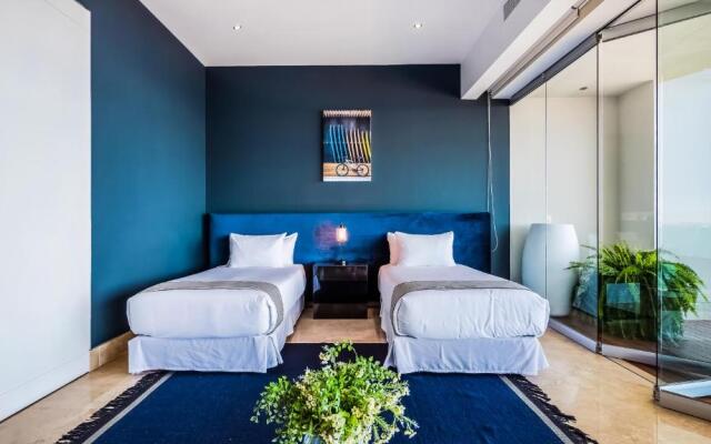 Avalon 907 Modern, Spacious / 9th F Private Pool