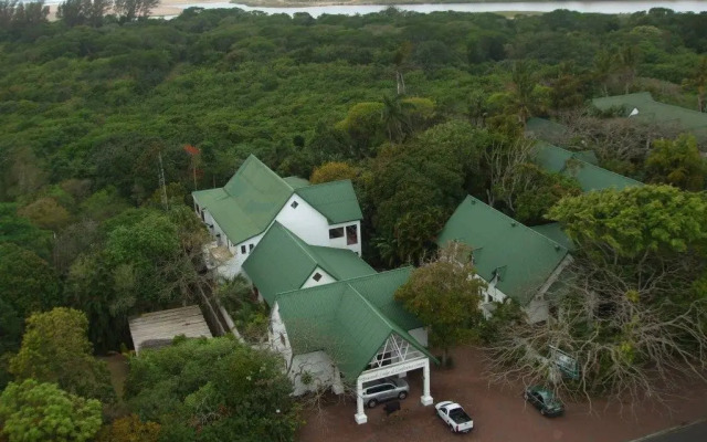 Seasands Lodge & Conference Centre