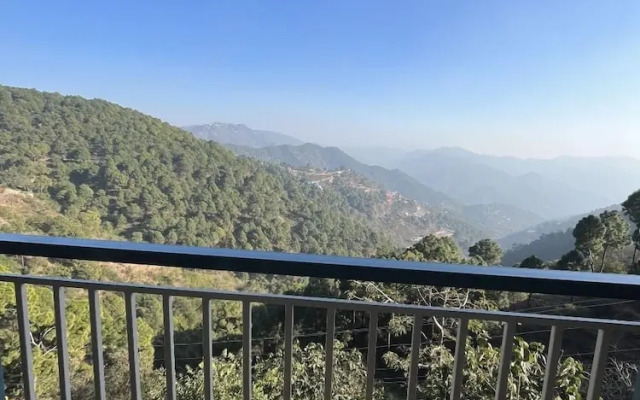 The Walnut Homestay Kasauli PerfectStay