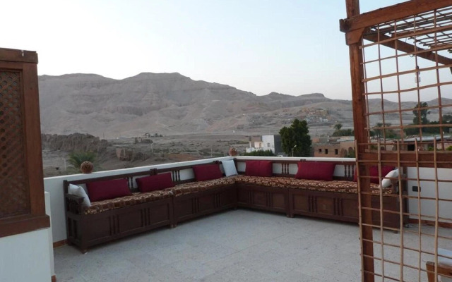 Shahhat House