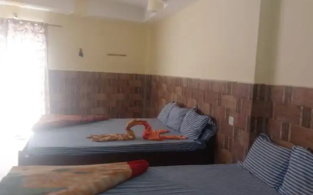 Prateek Residency by Goroomgo