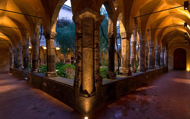 Hotel Leone