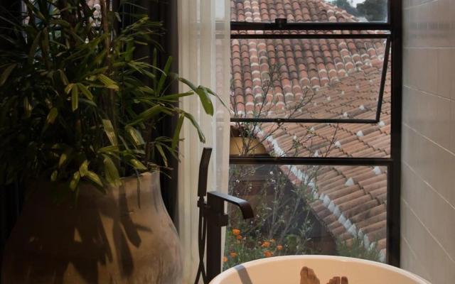 Taller de Juan - Casa Hotel