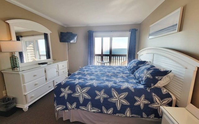 Tilghman Beach And Racquet Club 322 3 Bedroom Condo by RedAwning