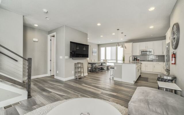 3BD Rooftop Lounge Restaurants & Parks