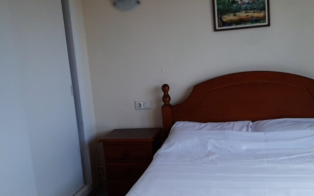 Plush Holiday Home in Llucmajor with Jacuzzi and Sauna