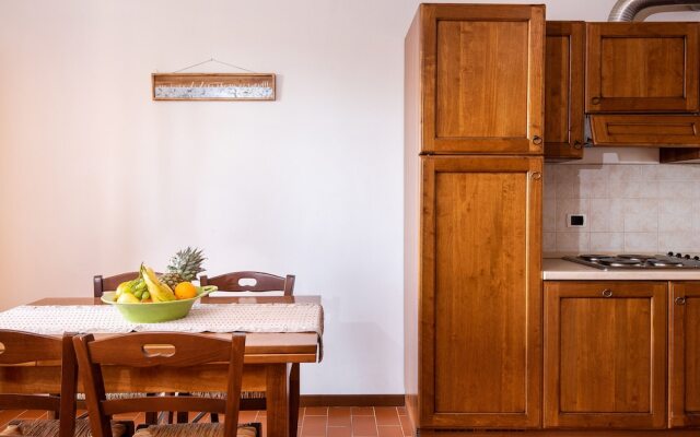 Family Pool Suvereto Bilo First 1