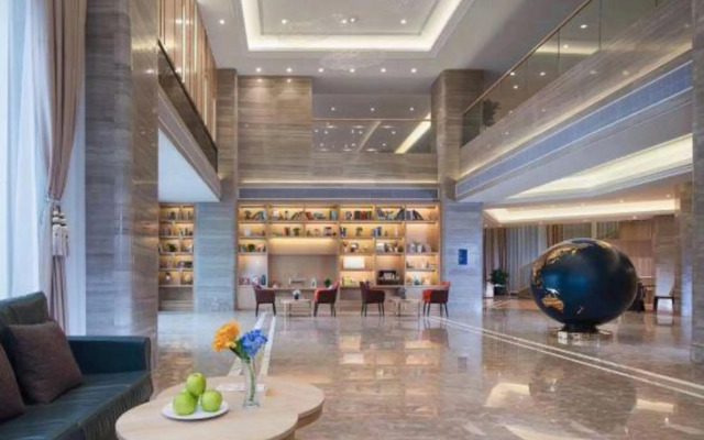 Kyriad Marvelous Hotel (Hanzhong High Speed Railway Station)