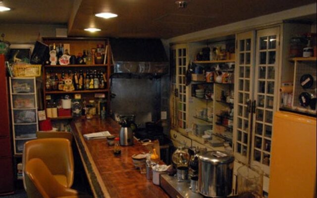 Business Hotel Tenmonkan