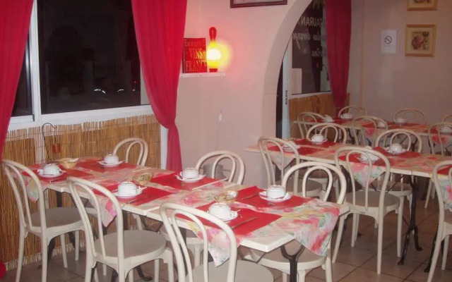 Hotel Orange Marine