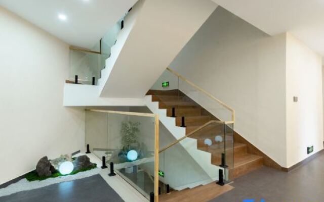 Yushi Shanshe Homestay (Huangguoshu National Park Branch)