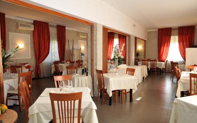 Hotel Mini Palace Country House