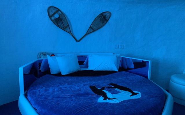 Designer Inn & Suites