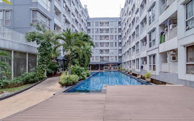 RedDoorz Apartment @ Skylounge Tamansari