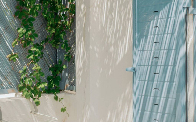 Sea-Front House With Private Beach, Sounio