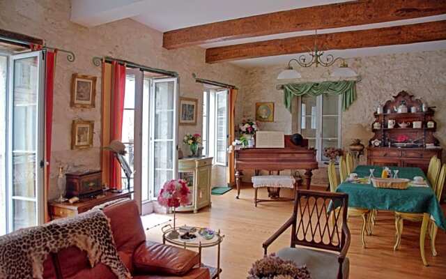 Autrefois la Modiste (Adults Only)