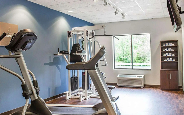 Holiday Inn Cheshire - Southington by IHG