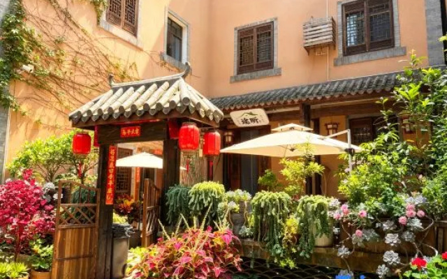 Chengjiang Tuxin Chinese Inn – Outside – Yuxi