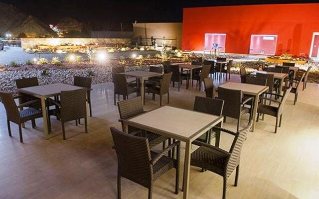 Howard Johnson by Wyndham Chilecito Hotel & Casino