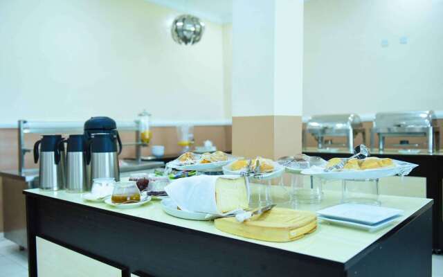Best Western Plus Mydas Hotel