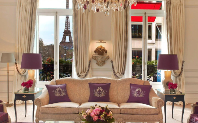 Hotel Plaza Athenee