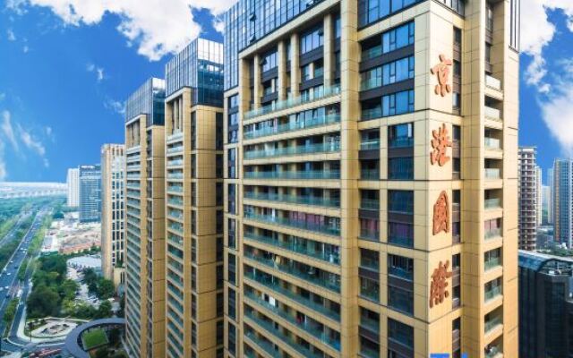 Yamei Qingju Hotel