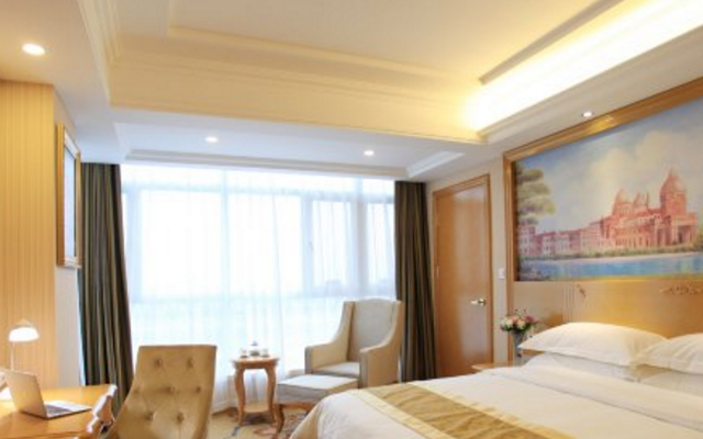 Vienna Hotel Hebei Zhuozhou High-Speed Railway Station