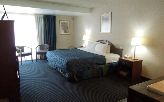 Red Carpet Inn & Suites