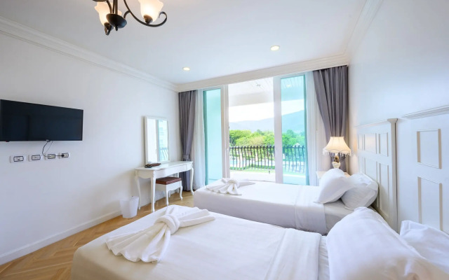 Chateau de Khaoyai Hotel & Resort
