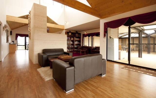 Sensational Heights Bed and Breakfast
